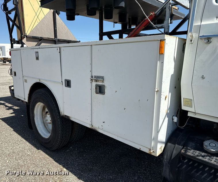 image for item EJ3631 1987 Ford LN8000F service truck with crash attenuator