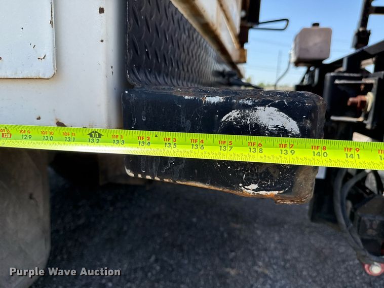 image for item EJ3631 1987 Ford LN8000F service truck with crash attenuator