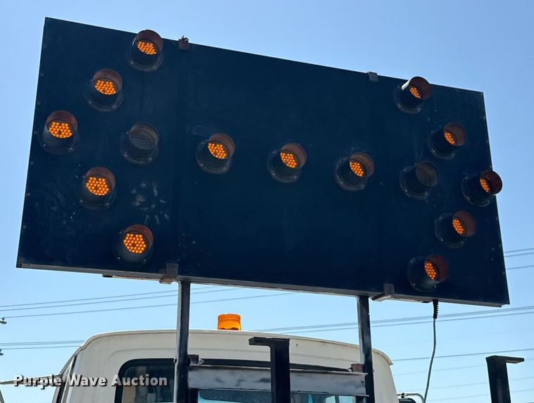 image for item EJ3631 1987 Ford LN8000F service truck with crash attenuator