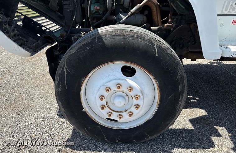 image for item EJ3631 1987 Ford LN8000F service truck with crash attenuator