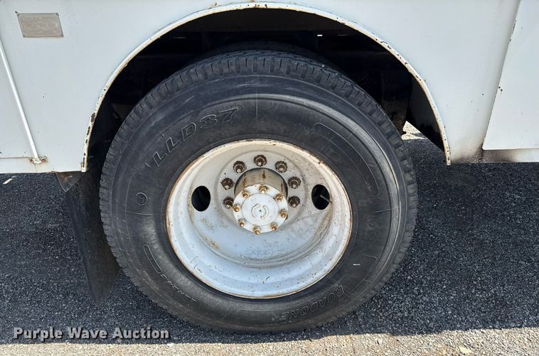 image for item EJ3631 1987 Ford LN8000F service truck with crash attenuator