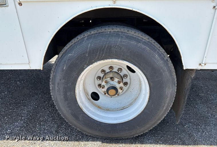 image for item EJ3631 1987 Ford LN8000F service truck with crash attenuator