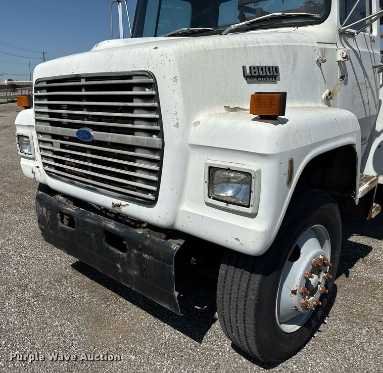 image for item EJ3633 1987 Ford LN8000F utility / service truck with crash attenuator 