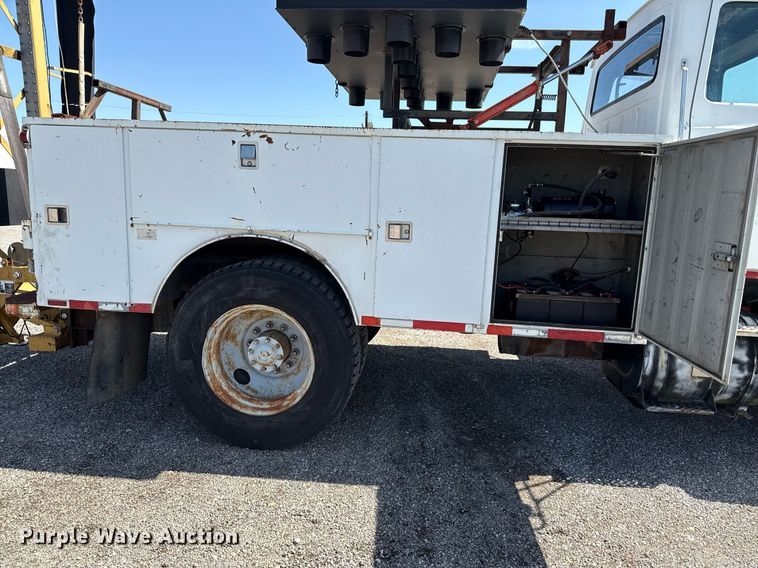 image for item EJ3633 1987 Ford LN8000F utility / service truck with crash attenuator 