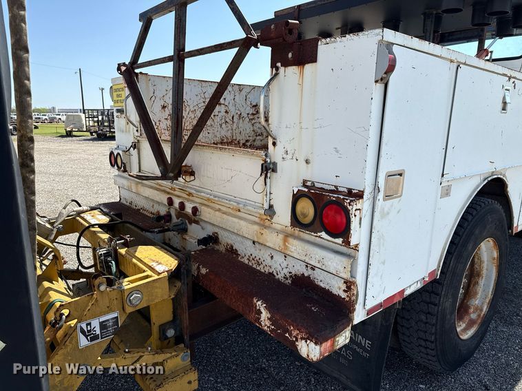 image for item EJ3633 1987 Ford LN8000F utility / service truck with crash attenuator 