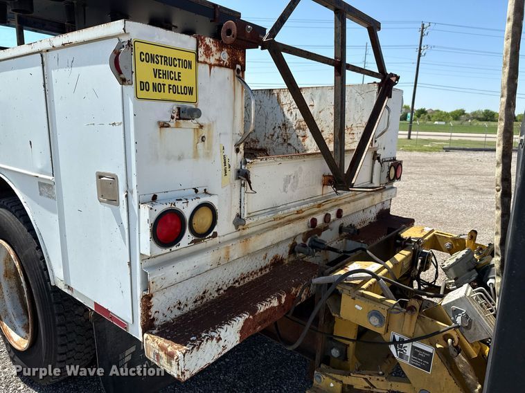 image for item EJ3633 1987 Ford LN8000F utility / service truck with crash attenuator 