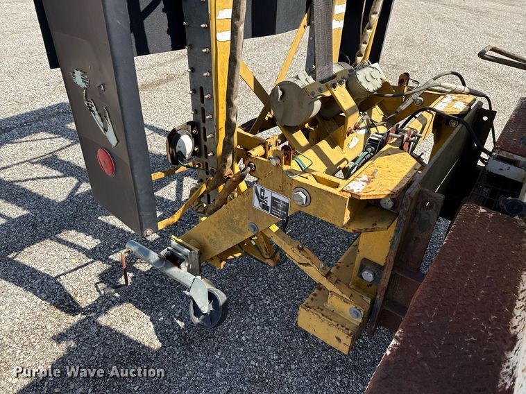 image for item EJ3633 1987 Ford LN8000F utility / service truck with crash attenuator 