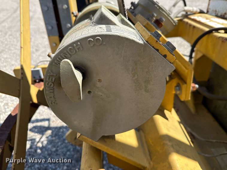 image for item EJ3633 1987 Ford LN8000F utility / service truck with crash attenuator 