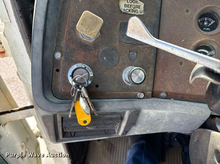 image for item EJ3633 1987 Ford LN8000F utility / service truck with crash attenuator 