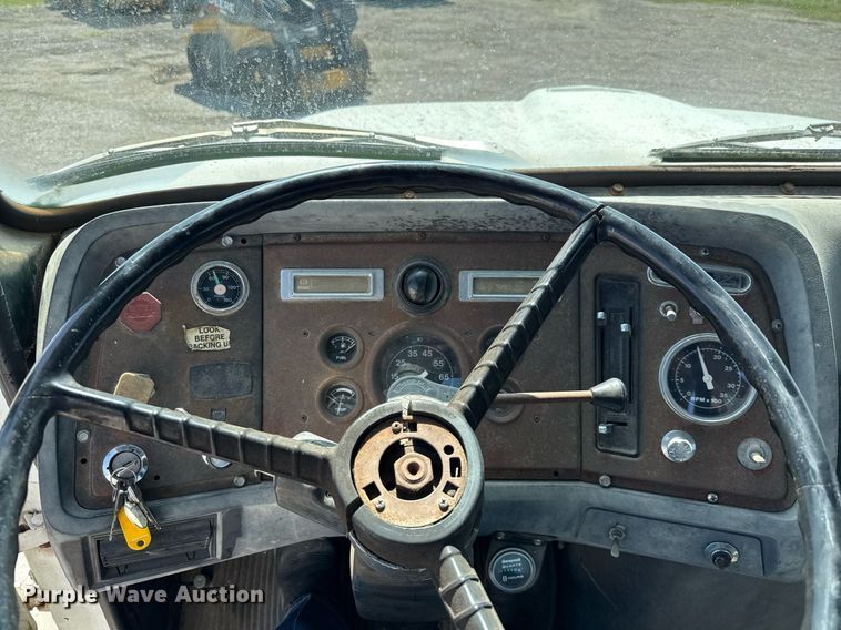 image for item EJ3633 1987 Ford LN8000F utility / service truck with crash attenuator 