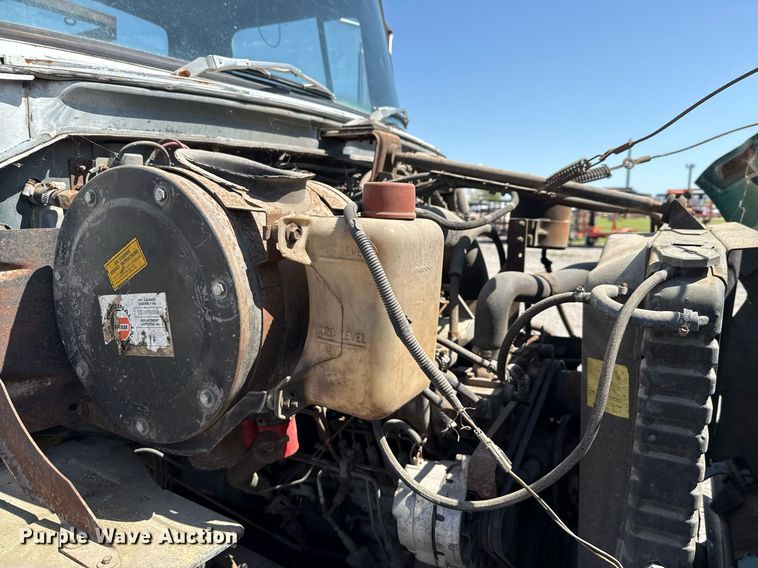 image for item EJ3633 1987 Ford LN8000F utility / service truck with crash attenuator 