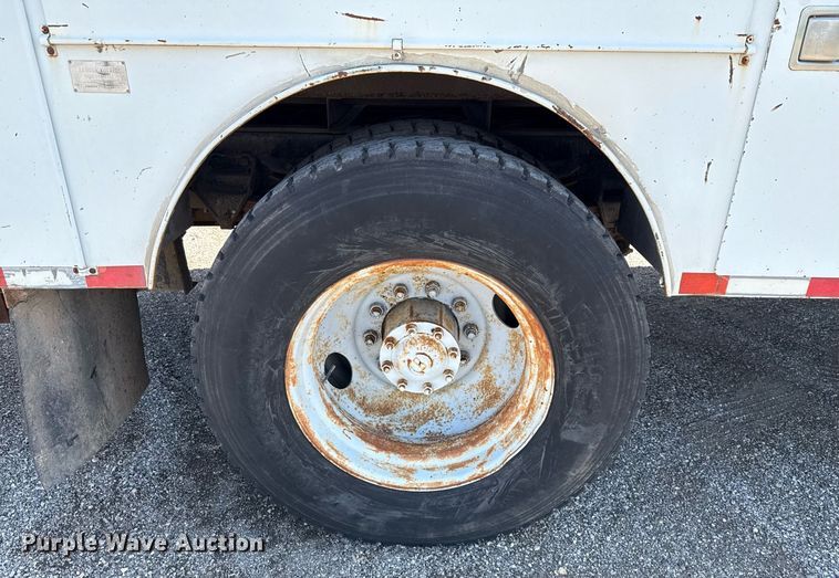 image for item EJ3633 1987 Ford LN8000F utility / service truck with crash attenuator 