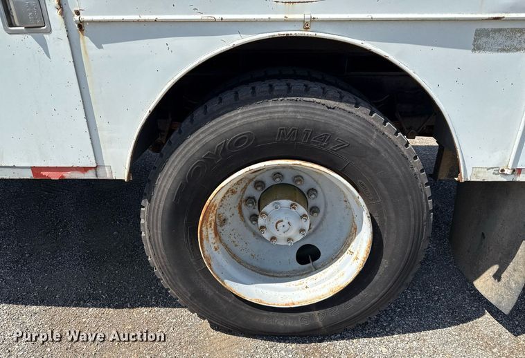 image for item EJ3633 1987 Ford LN8000F utility / service truck with crash attenuator 