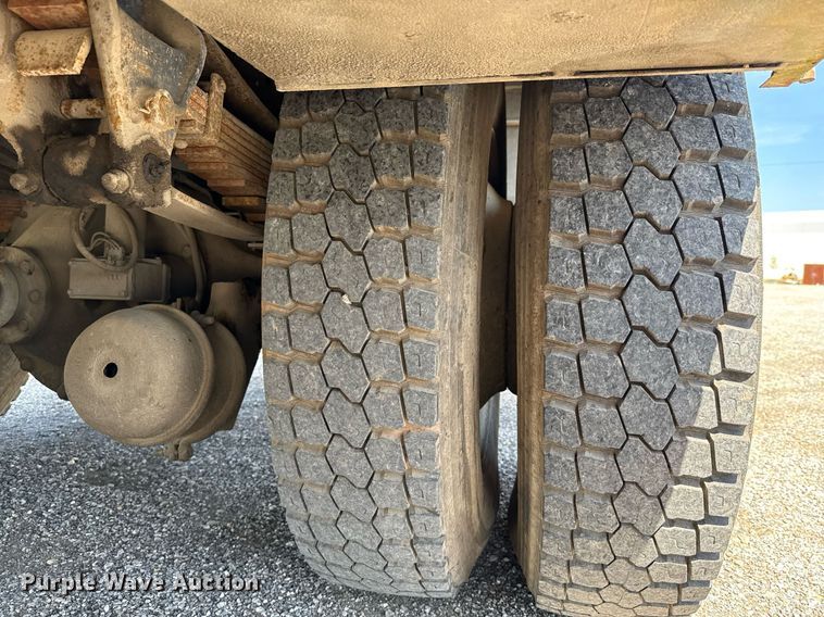 image for item EJ3633 1987 Ford LN8000F utility / service truck with crash attenuator 