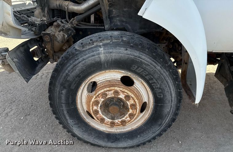 image for item EJ3643 2000 Ford F650 Super Duty XL water truck