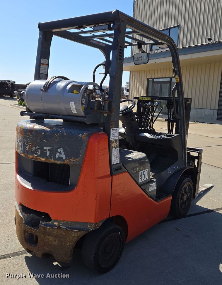 image for item EJ7379 Toyota 8FGCU20 forklift