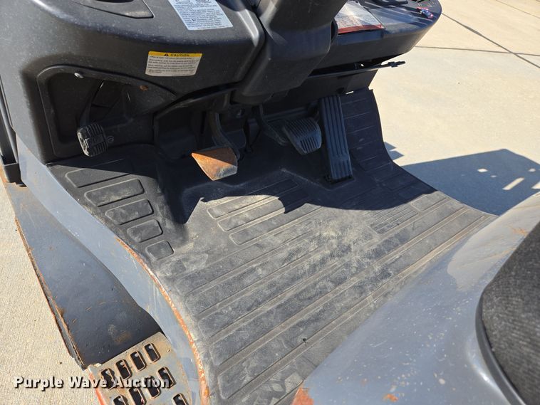 image for item EJ7379 Toyota 8FGCU20 forklift