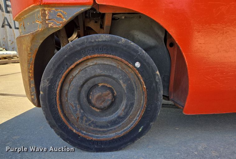 image for item EJ7379 Toyota 8FGCU20 forklift