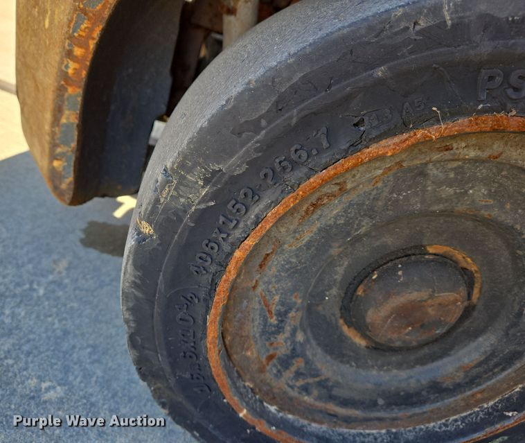 image for item EJ7379 Toyota 8FGCU20 forklift