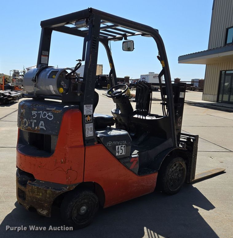 image for item EJ7380 Toyota 8FGCU20 forklift
