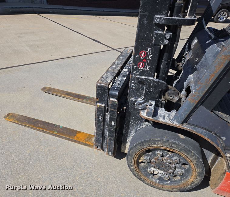 image for item EJ7380 Toyota 8FGCU20 forklift