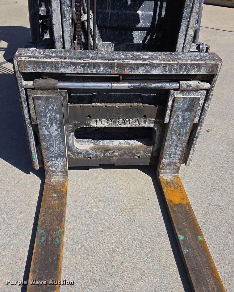 image for item EJ7380 Toyota 8FGCU20 forklift