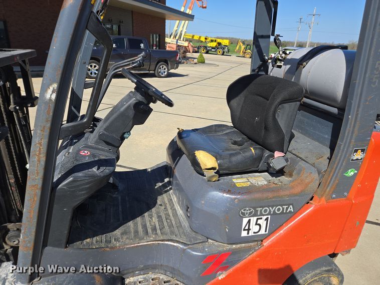 image for item EJ7380 Toyota 8FGCU20 forklift