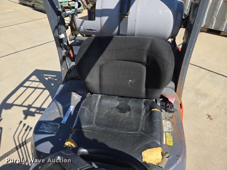 image for item EJ7380 Toyota 8FGCU20 forklift