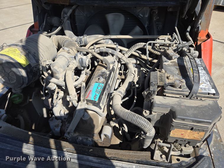 image for item EJ7380 Toyota 8FGCU20 forklift