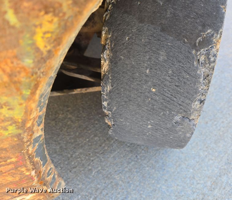 image for item EJ7380 Toyota 8FGCU20 forklift