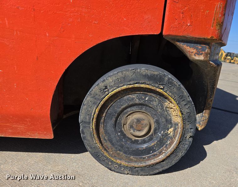 image for item EJ7380 Toyota 8FGCU20 forklift