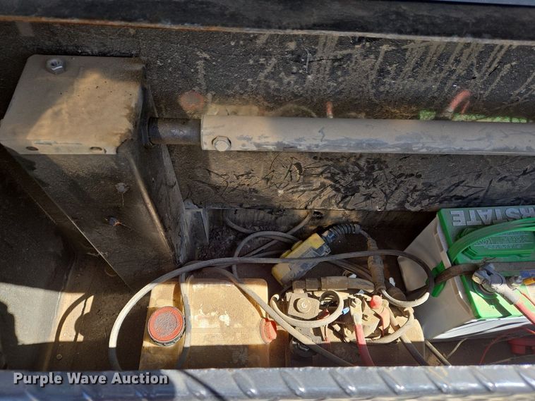 image for item EJ7382 2016 PJ dump trailer