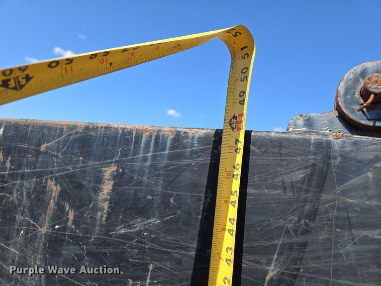 image for item EJ7382 2016 PJ dump trailer