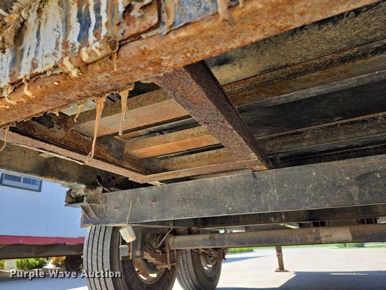 image for item EJ7382 2016 PJ dump trailer