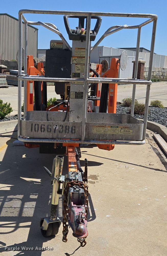 image for item EJ7385 2017 JLG Lift T350 boomlift