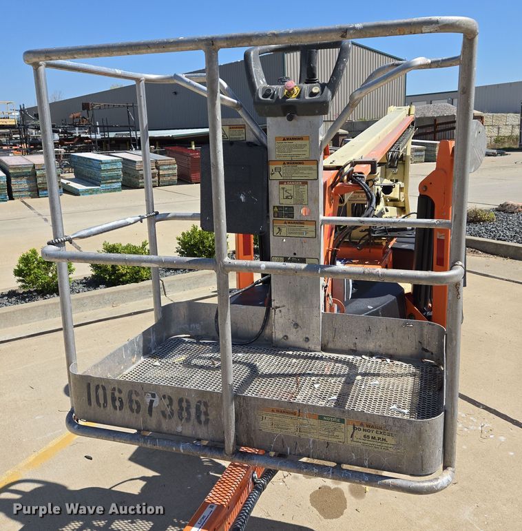image for item EJ7385 2017 JLG Lift T350 boomlift