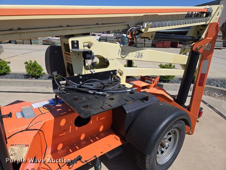 image for item EJ7385 2017 JLG Lift T350 boomlift