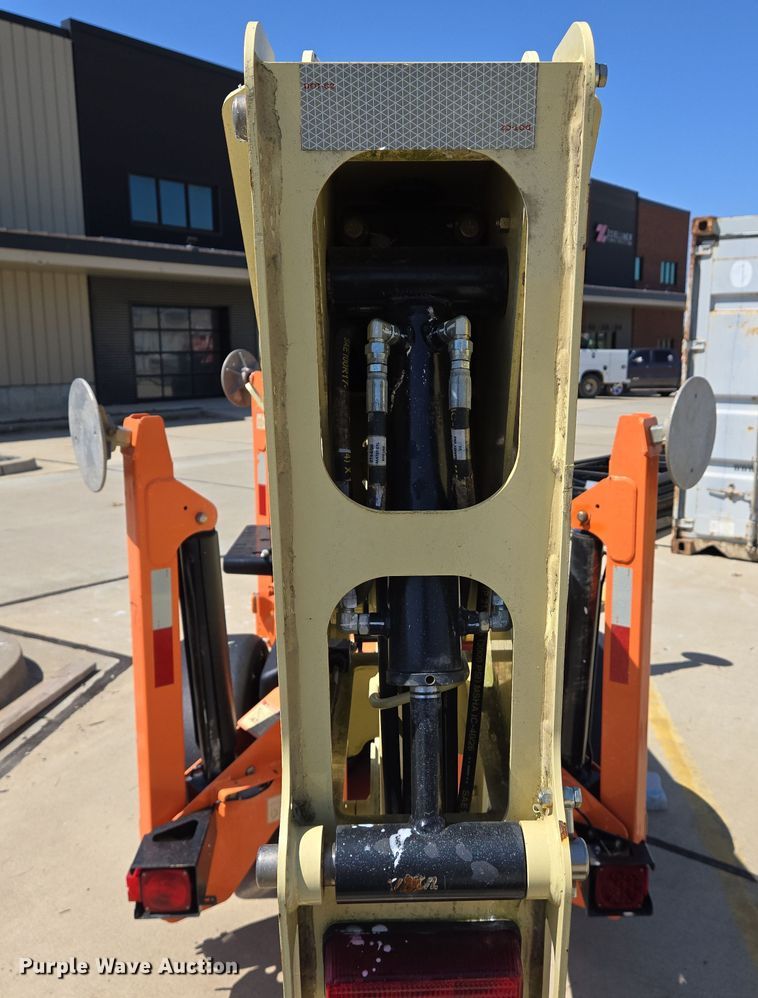 image for item EJ7385 2017 JLG Lift T350 boomlift