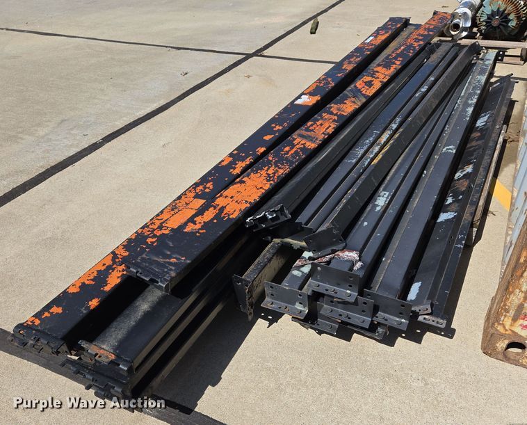 image for item EJ7386 Pallet racking