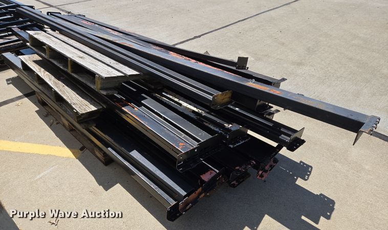 image for item EJ7386 Pallet racking