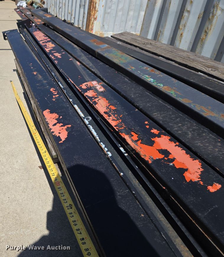 image for item EJ7386 Pallet racking