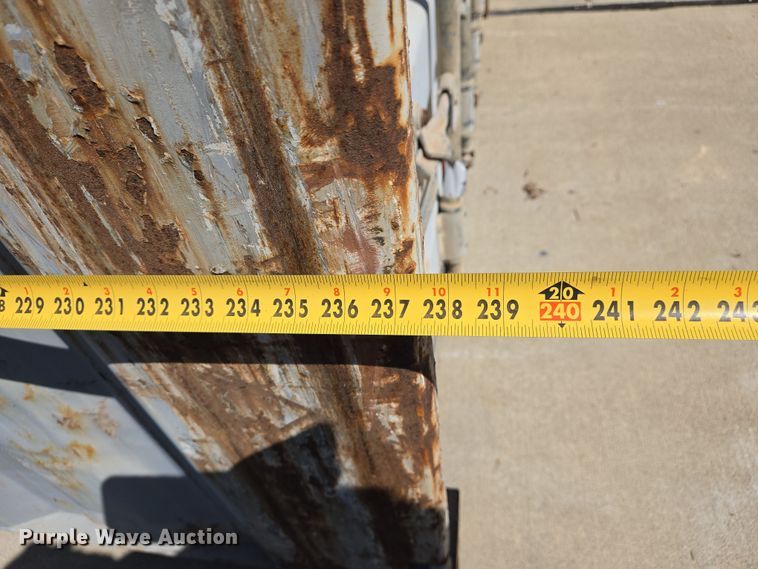 image for item EJ7388 2009 shipping container