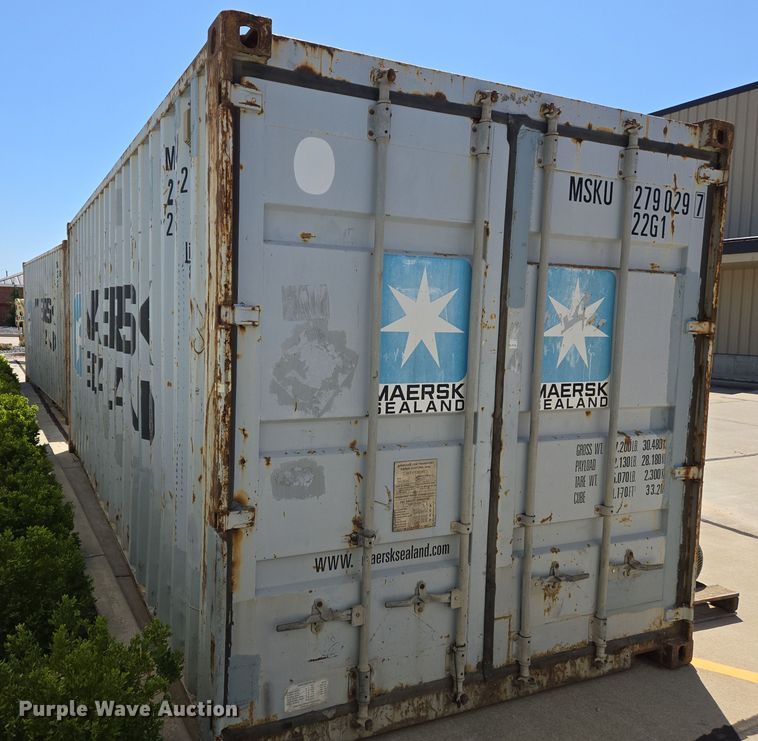 image for item EJ7389 2009 shipping container