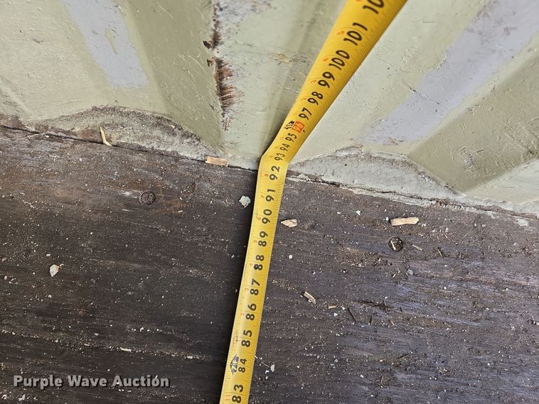 image for item EJ7389 2009 shipping container