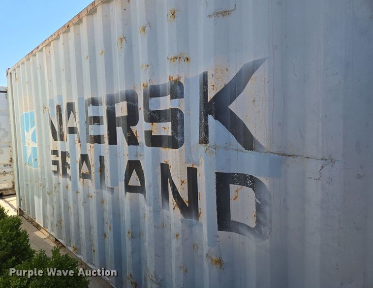 image for item EJ7390 2008 CIMC shipping container