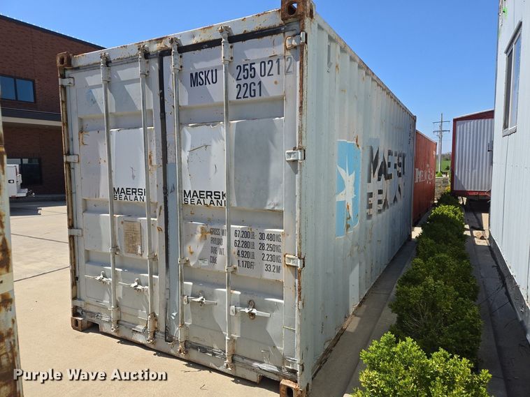 image for item EJ7390 2008 CIMC shipping container