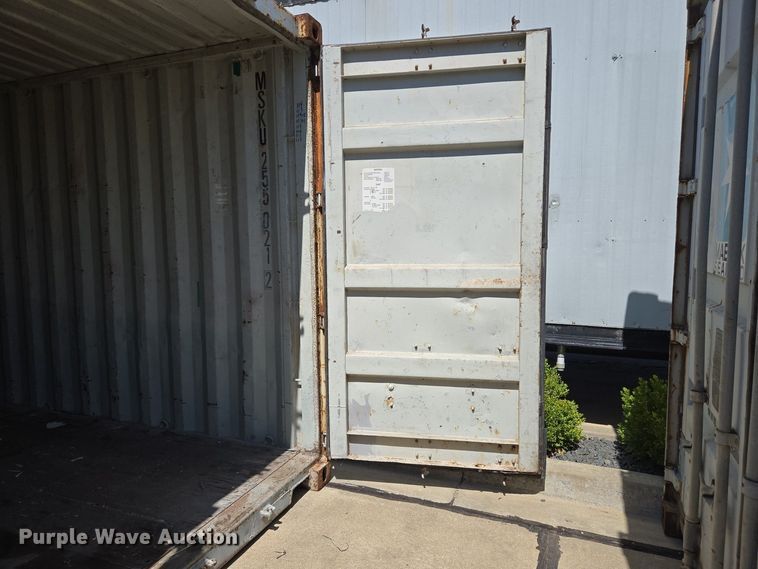 image for item EJ7390 2008 CIMC shipping container