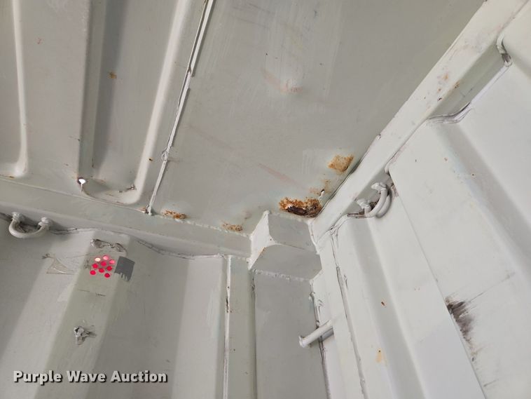 image for item EJ7391 2003 CIMC shipping container