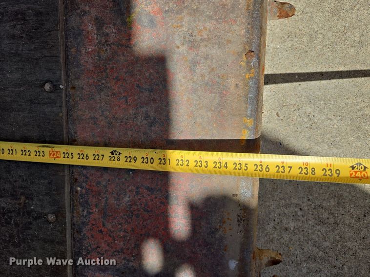 image for item EJ7391 2003 CIMC shipping container