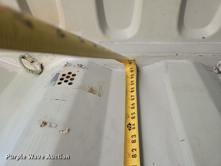 image for item EJ7391 2003 CIMC shipping container